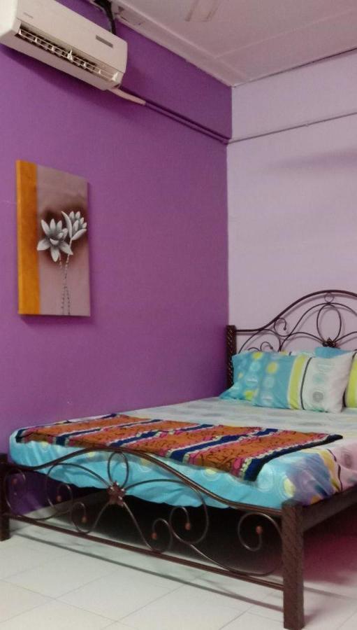 Bajet Homestay - Low Cost Houses Kuantan Kültér fotó
